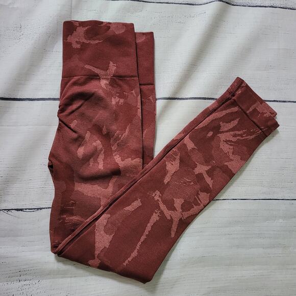 Gymshark Size XS Adapt Camo Seamless Leggings Cherry Brown Activewear Gym - Picture 2 of 7